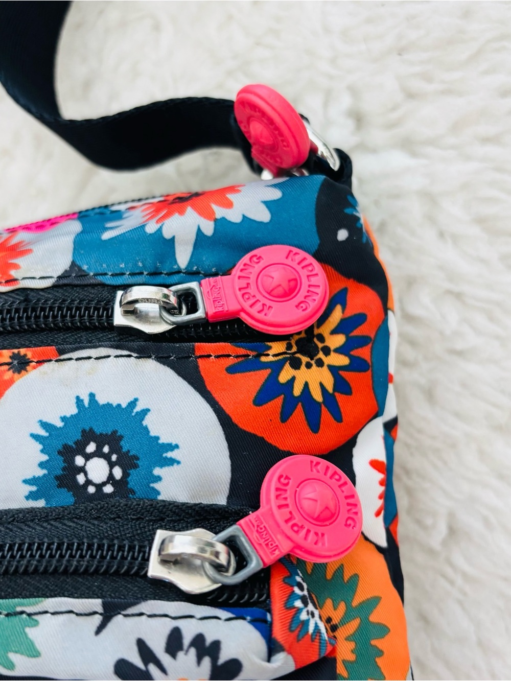 Kipling Floral Dot Crossbody Bag in Black, Orange, Pink & Blue size 7”x7”x2” - Picture 13 of 16